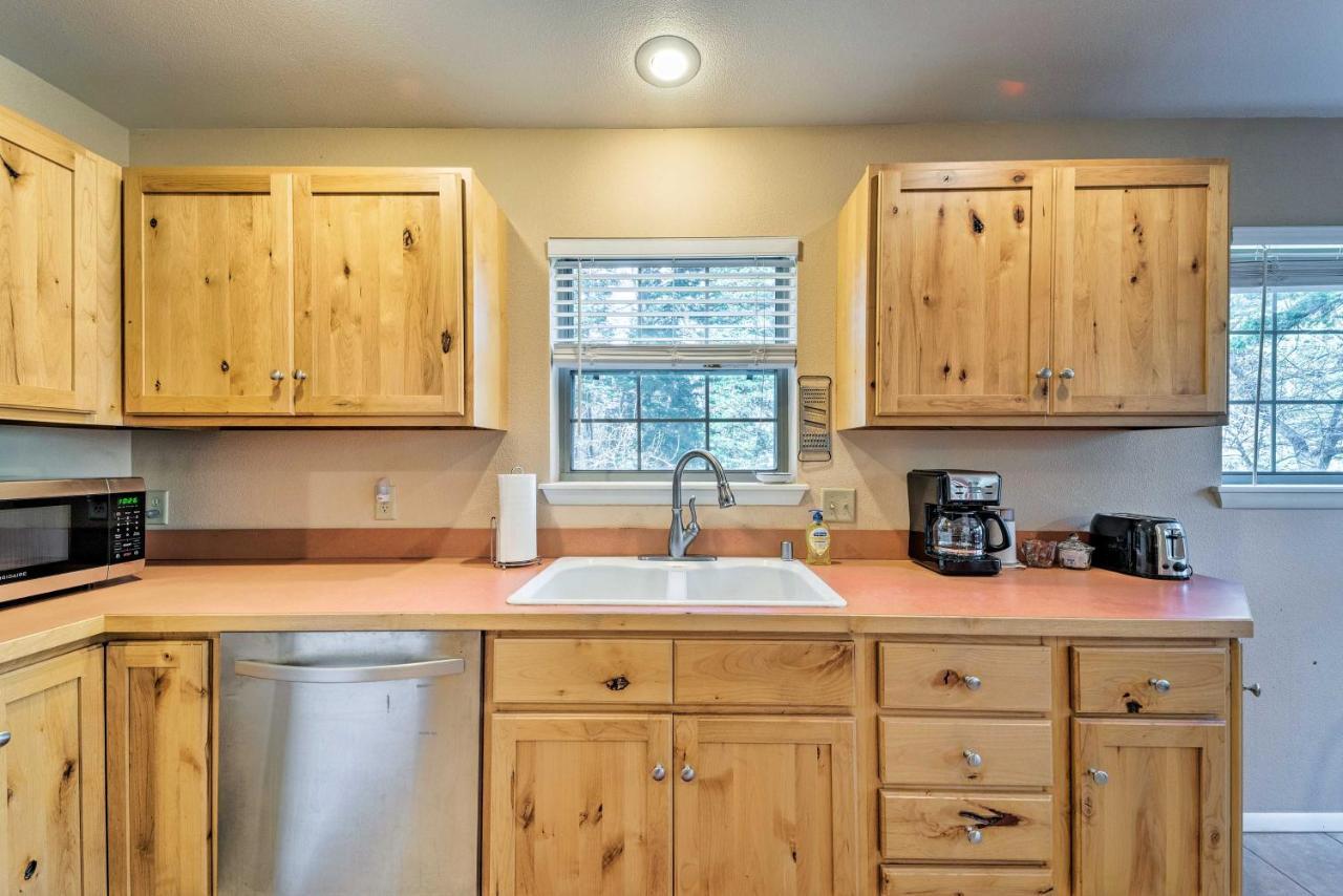 Scenic Riverside Cabin In Ruidoso With Deck And Grill! 外观 照片